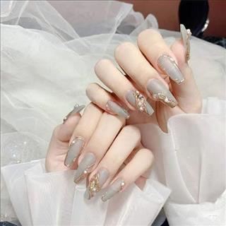 Sang shop Nails khu Surrey Hills , vic