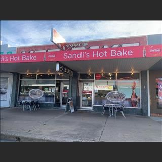 Cần sang nhượng tiệm bakery hoạt động ổn định vùng Cooma